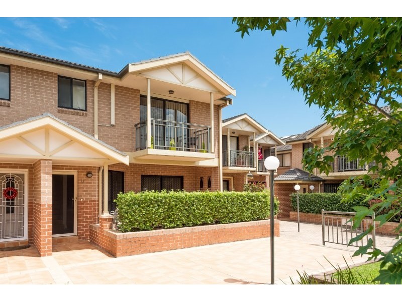 12/8 Warumbui Avenue, Miranda NSW 2228