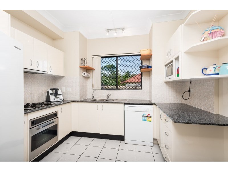 12/8 Warumbui Avenue, Miranda NSW 2228