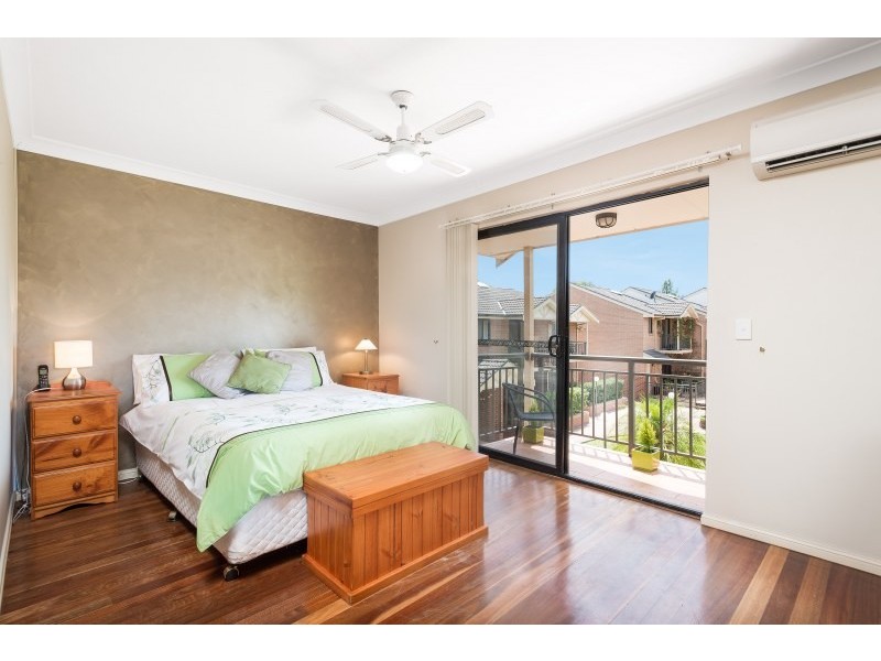 12/8 Warumbui Avenue, Miranda NSW 2228