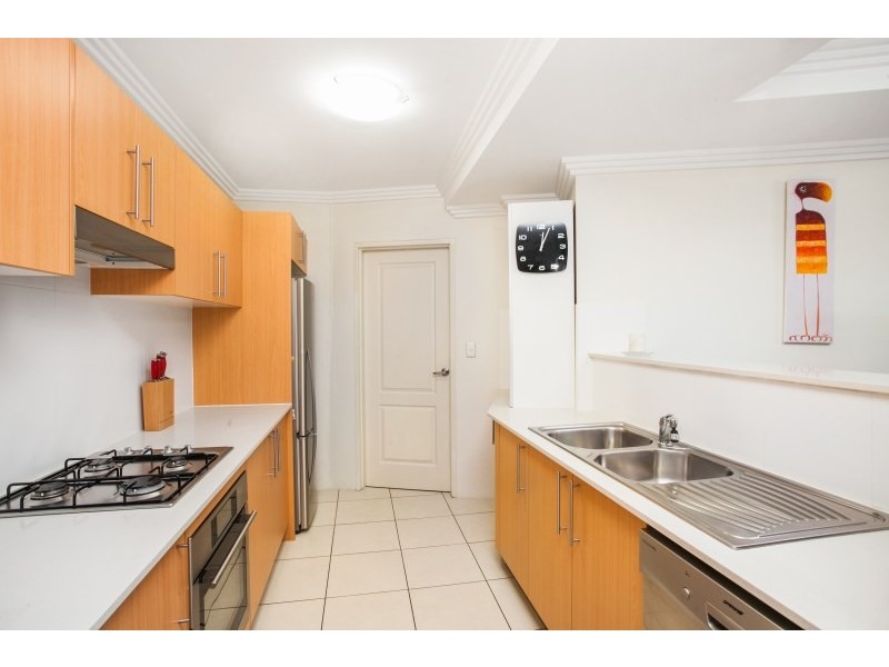 31/18 Gray Street, Sutherland NSW 2232