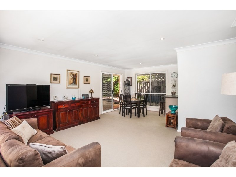 2/7a Binya Place, Como NSW 2226