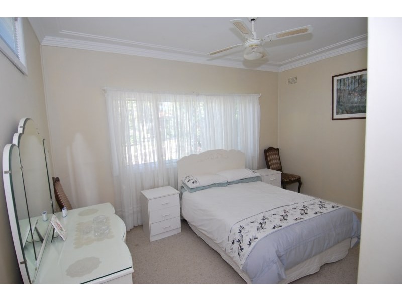 8 Ninth Avenue North, Loftus NSW 2232