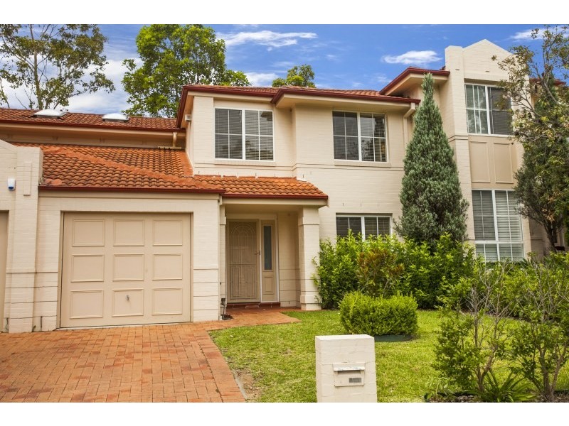 8 Oakwood Way, Menai NSW 2234