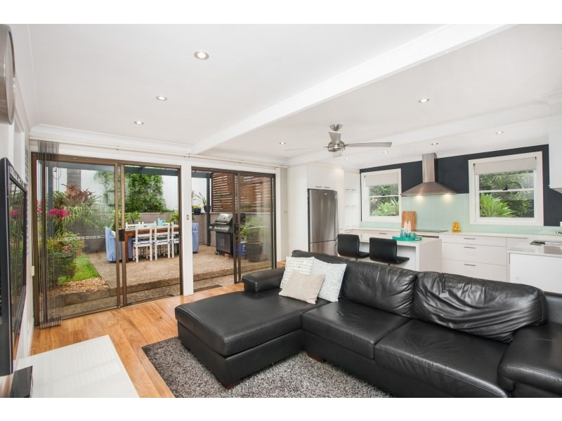 4 Cassandra Crescent, Heathcote NSW 2233