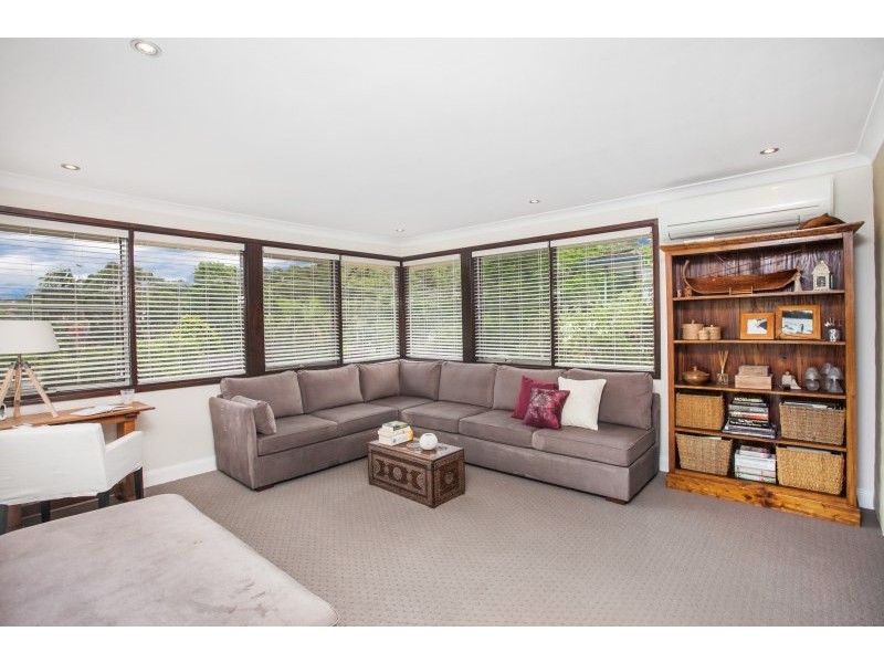 4 Cassandra Crescent, Heathcote NSW 2233