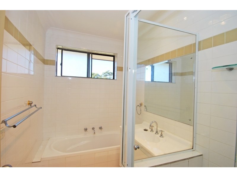 12/131 Oak Road (access from Flora Street), Kirrawee NSW 2232