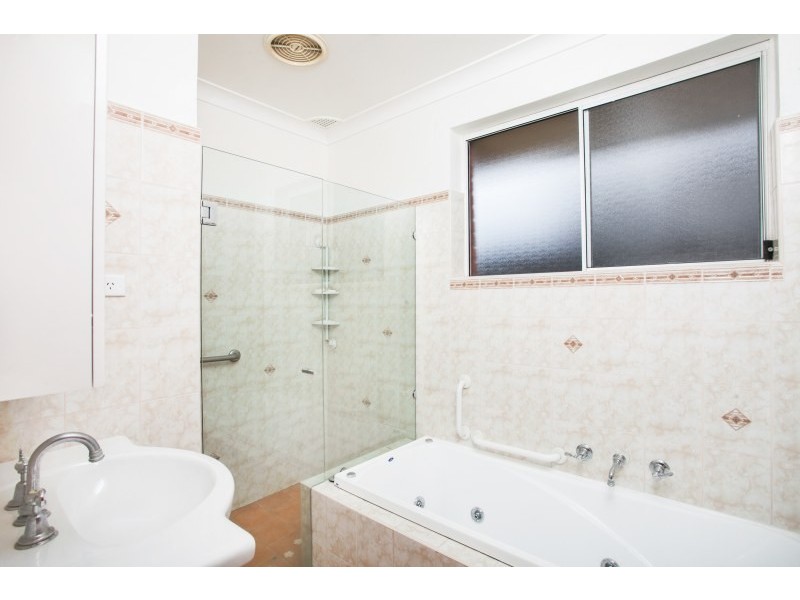 6 Kelly Street, Sylvania NSW 2224