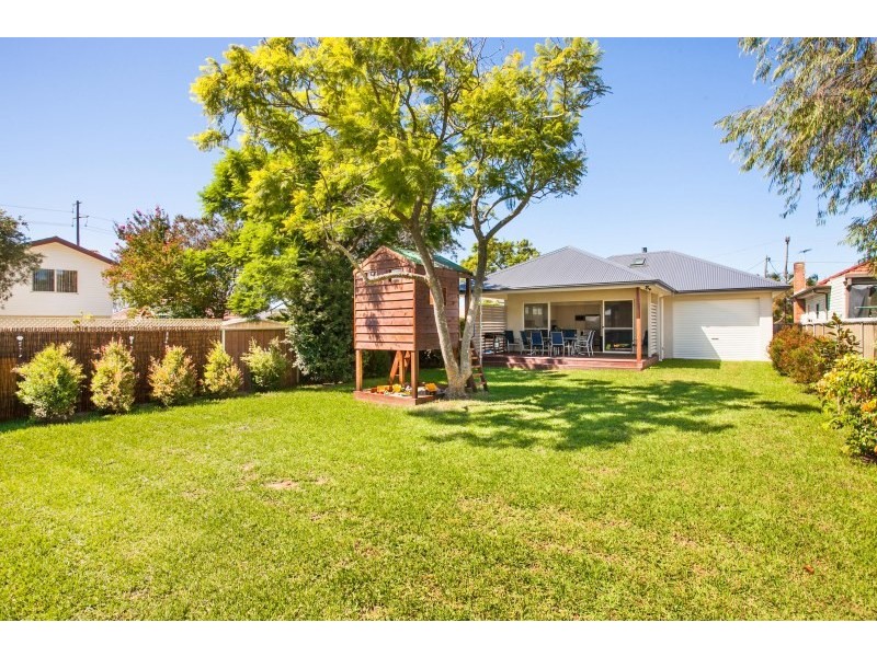 1 Sixth Avenue, Loftus NSW 2232