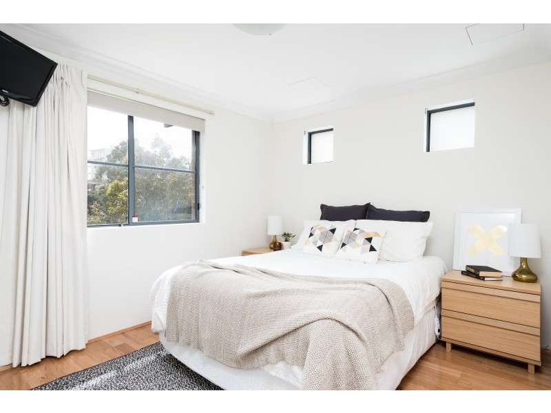 33/18-22 Gray Street, Sutherland NSW 2232