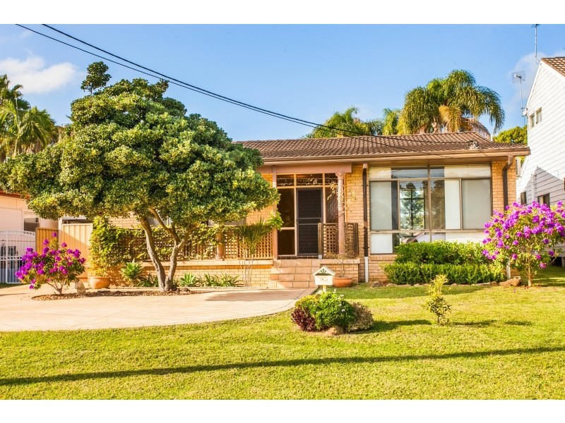 12 Gwawley Parade, Miranda NSW 2228