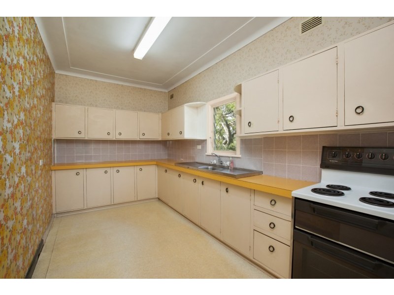 75 Woronora Crescent, Como NSW 2226