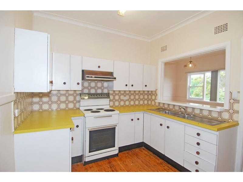 4 Rossford Avenue, Jannali NSW 2226