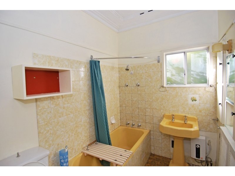 2 Roberts Street, Jannali NSW 2226