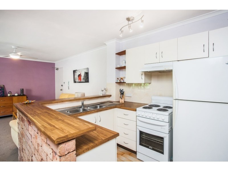 28/125-129 Oak Road, Kirrawee NSW 2232