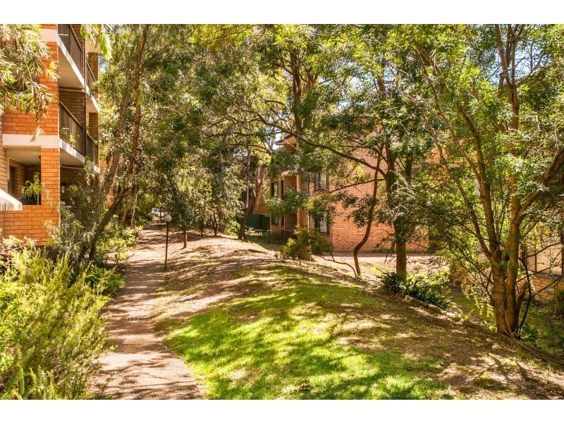 28/125-129 Oak Road, Kirrawee NSW 2232