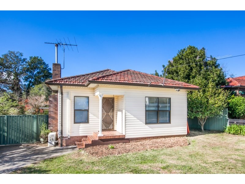 38 Oakwood Street, Sutherland NSW 2232