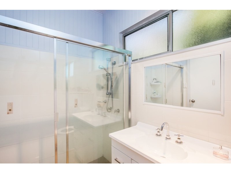 38 Oakwood Street, Sutherland NSW 2232