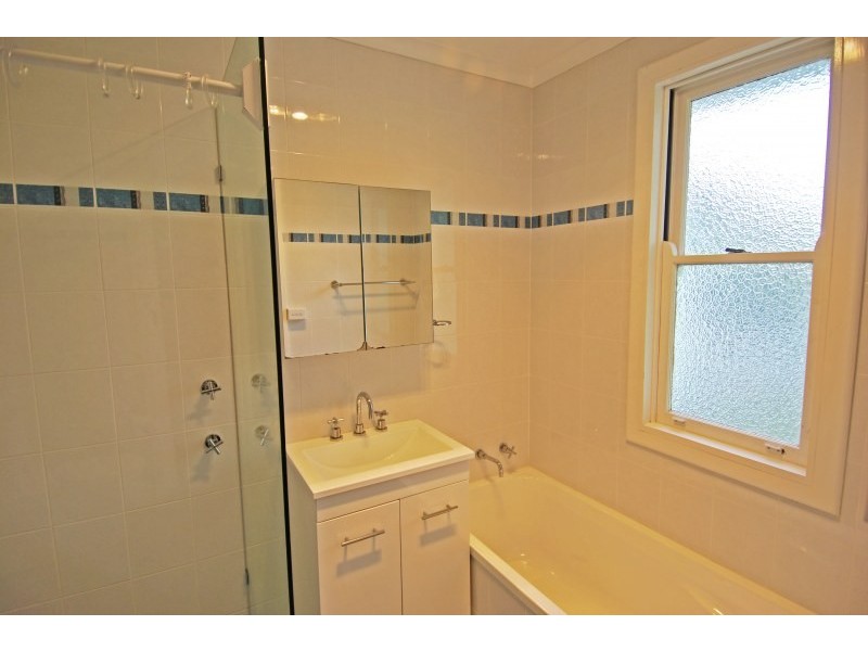 4 Linden Street, Sutherland NSW 2232