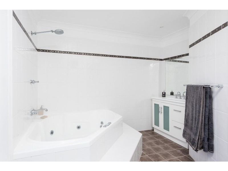 28 Bulumin Street, Como NSW 2226