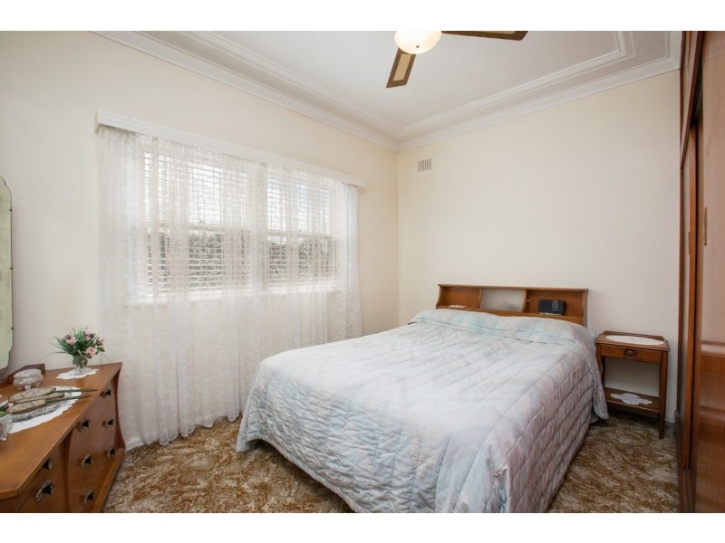 24 Durbar Avenue, Kirrawee NSW 2232