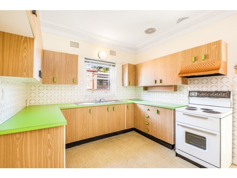 61 Wollybutt Road, Engadine NSW 2233