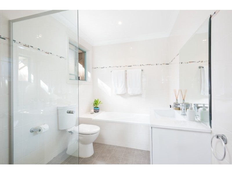 1/42 Ninth Avenue, Jannali NSW 2226