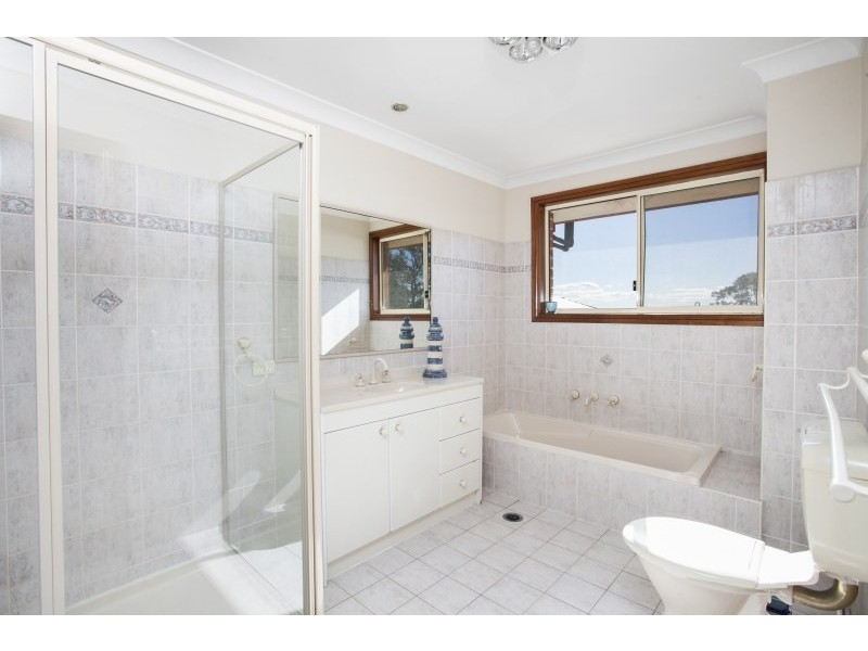 1 Evans Street, Como NSW 2226