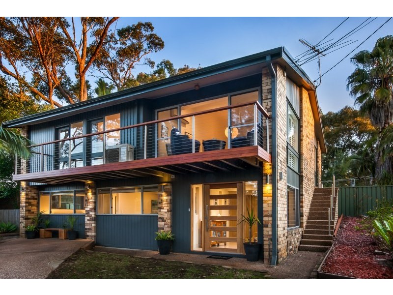 6 Pierce Place, Bonnet Bay NSW 2226