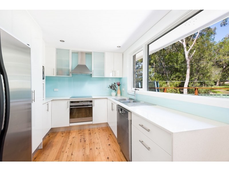 6 Pierce Place, Bonnet Bay NSW 2226