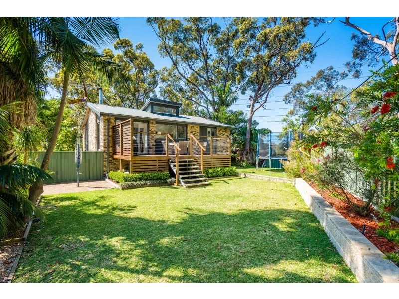 6 Pierce Place, Bonnet Bay NSW 2226