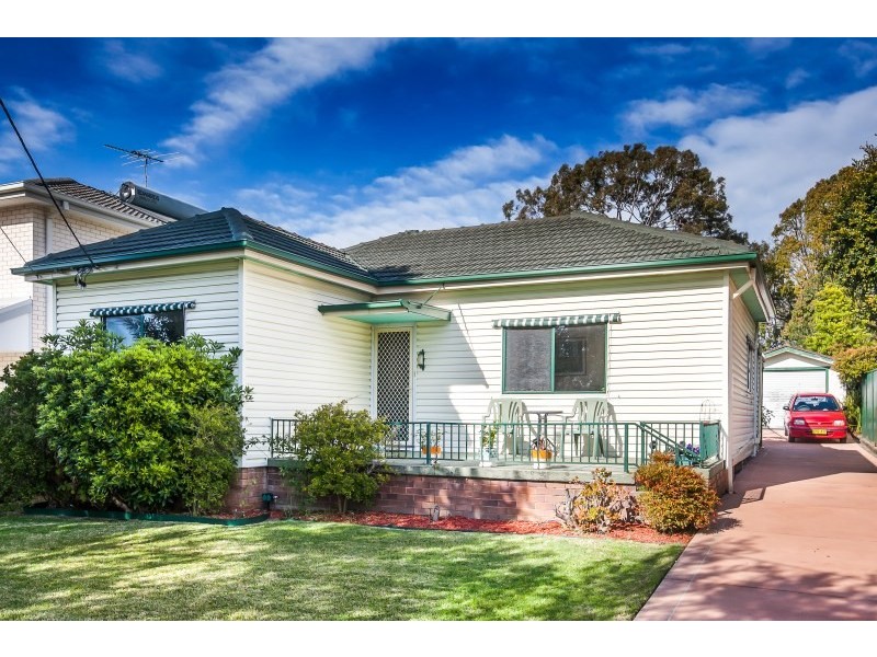 58 Sixth Avenue, Loftus NSW 2232