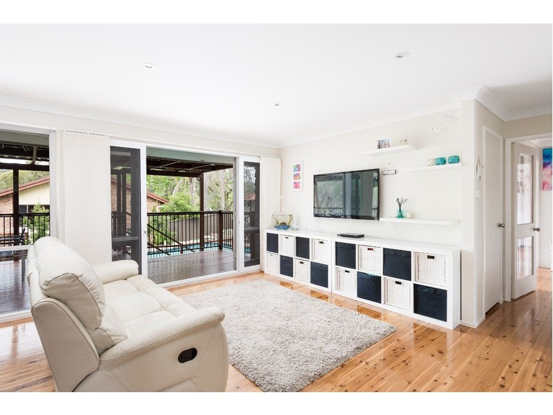 24 Van Buren Circuit, Bonnet Bay NSW 2226