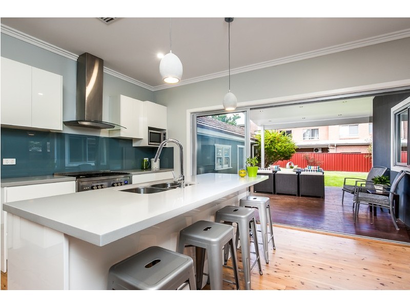 120 Waratah Street, Sutherland NSW 2232