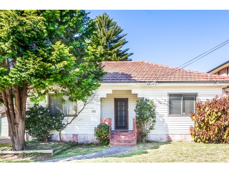 112 Railway Crescent, Jannali NSW 2226