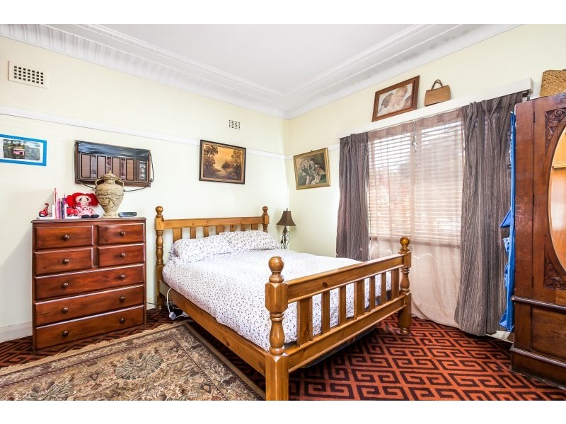 112 Railway Crescent, Jannali NSW 2226