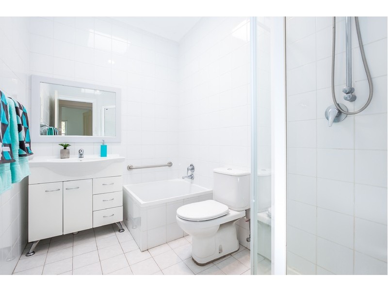 124 Waratah Street, Sutherland NSW 2232