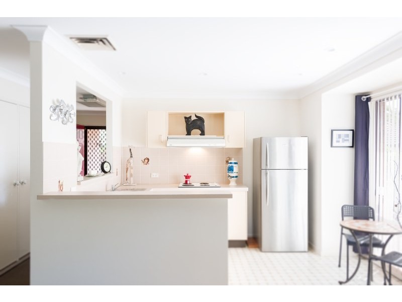 2/108 Railway Crescent, Jannali NSW 2226