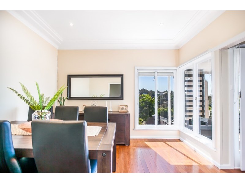 9 Warraba Street, Como NSW 2226