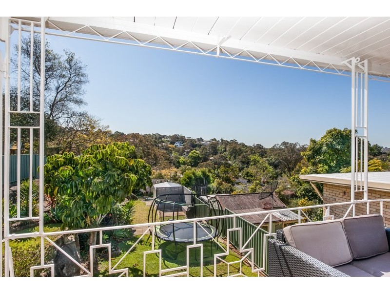 9 Warraba Street, Como NSW 2226