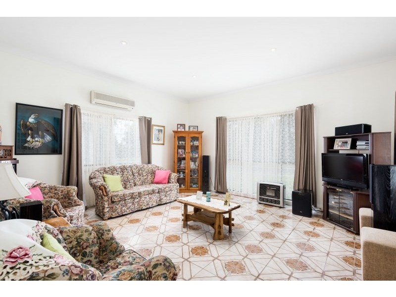 227 Loftus Avenue, Loftus NSW 2232