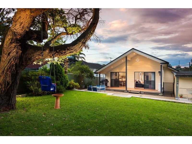 4 Sixth Avenue, Jannali NSW 2226