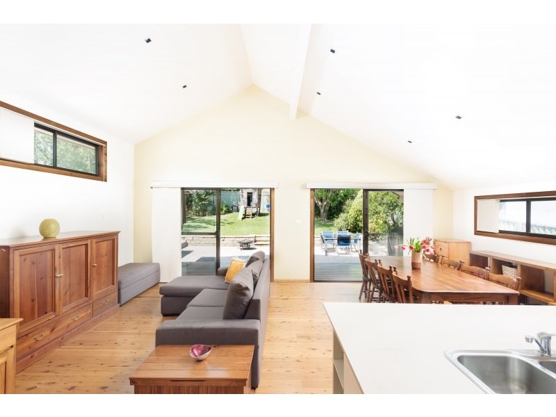 4 Sixth Avenue, Jannali NSW 2226