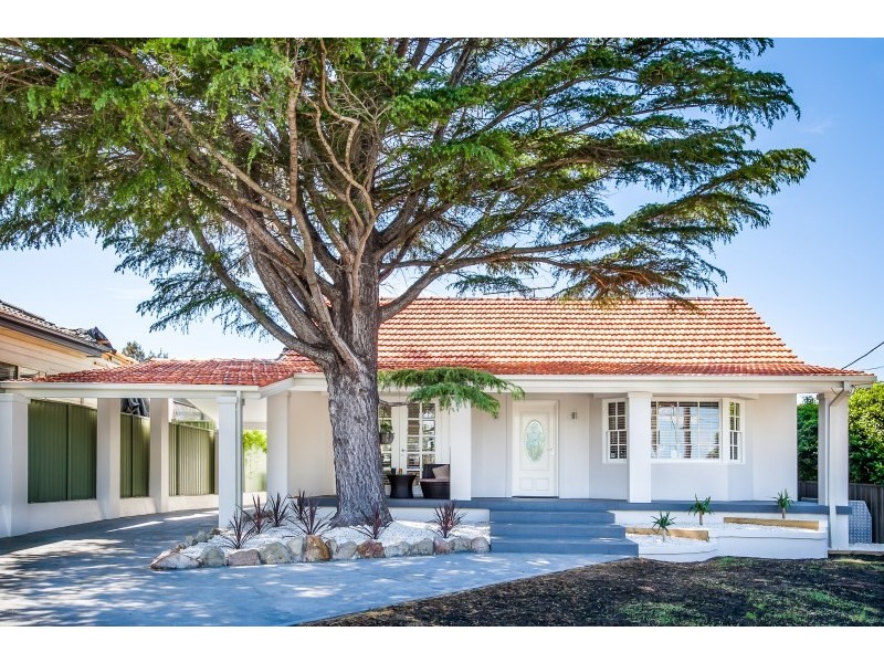 136 Woronora Crescent, Como NSW 2226