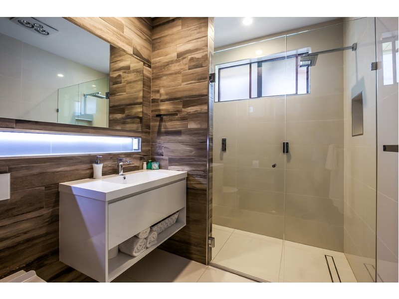 15 Sixth Avenue, Jannali NSW 2226