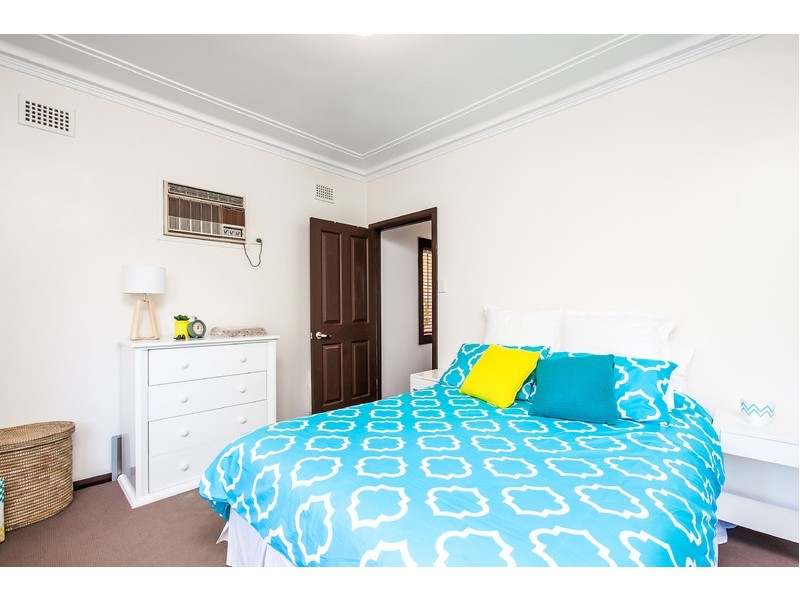 15 Sixth Avenue, Jannali NSW 2226