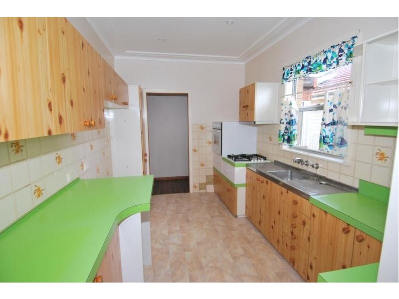 122 Woronora Crescent, Como NSW 2226