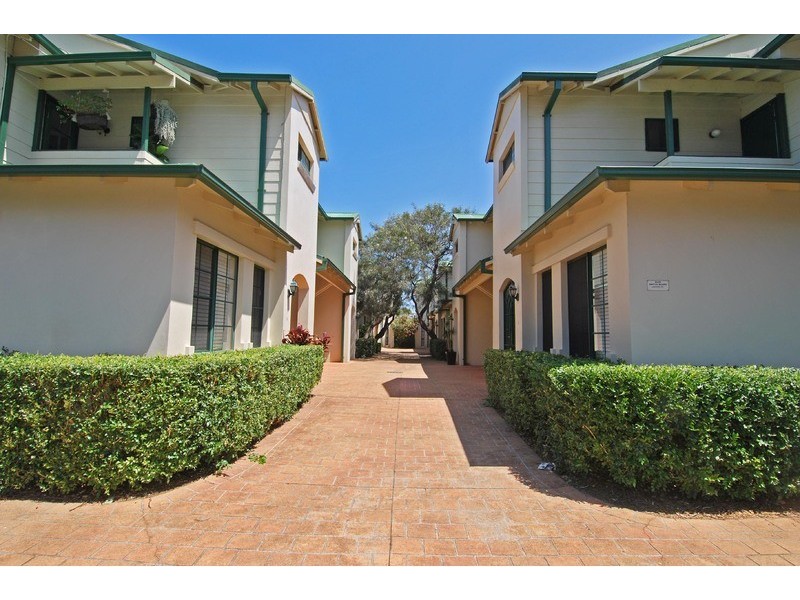 6/68-70 Flora Street, Kirrawee NSW 2232