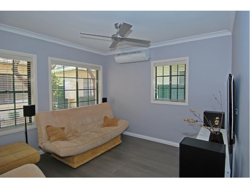 6/68-70 Flora Street, Kirrawee NSW 2232