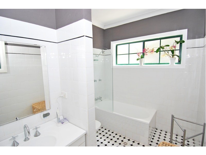 6/68-70 Flora Street, Kirrawee NSW 2232