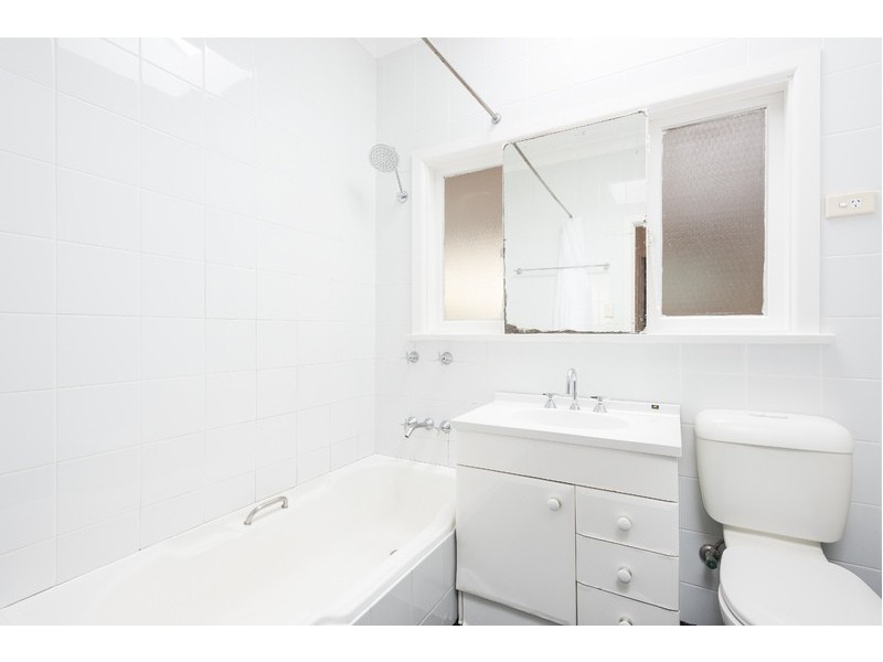 38 Acacia Road North, Kirrawee NSW 2232